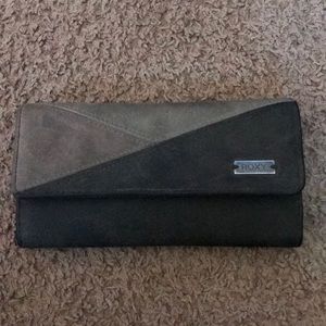 Roxy brand checkbook wallet